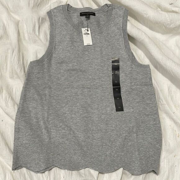 NWT- Banana Republic - XS - Picture 1 of 6